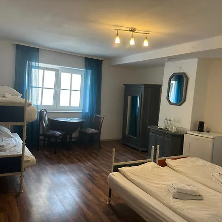 Gaestehaus Rachinger *